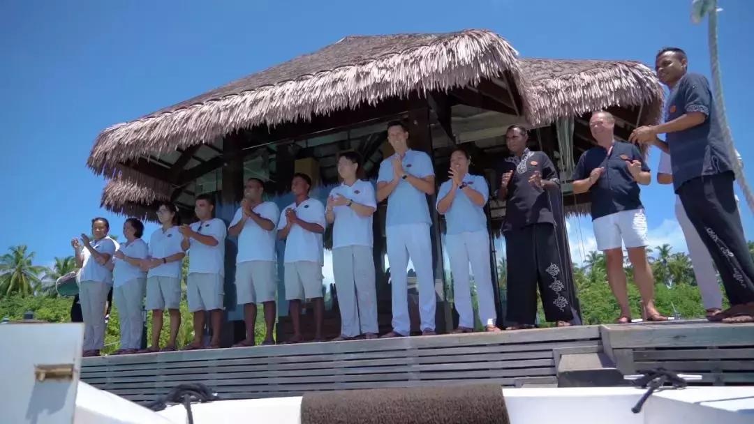 阿雅达旅游攻略,阿雅达岛旅游视频