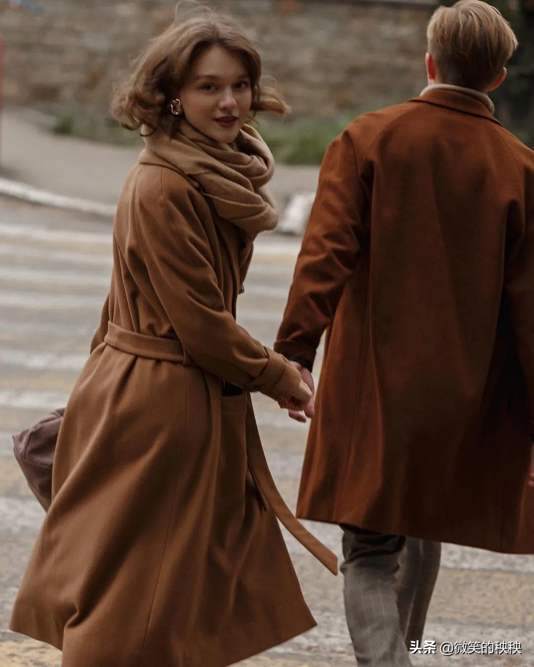 个子小+头大，学她这样扬长避短、玩转优雅，照样迷人