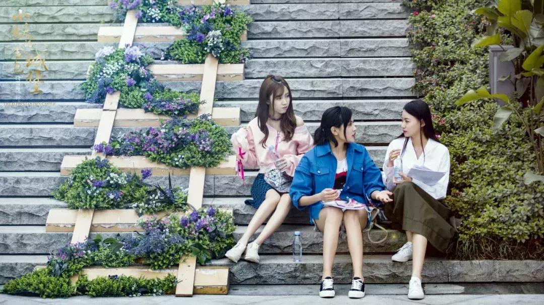 饶雪漫小妖的金色城堡讲什么,饶雪漫作品小妖的金色城堡