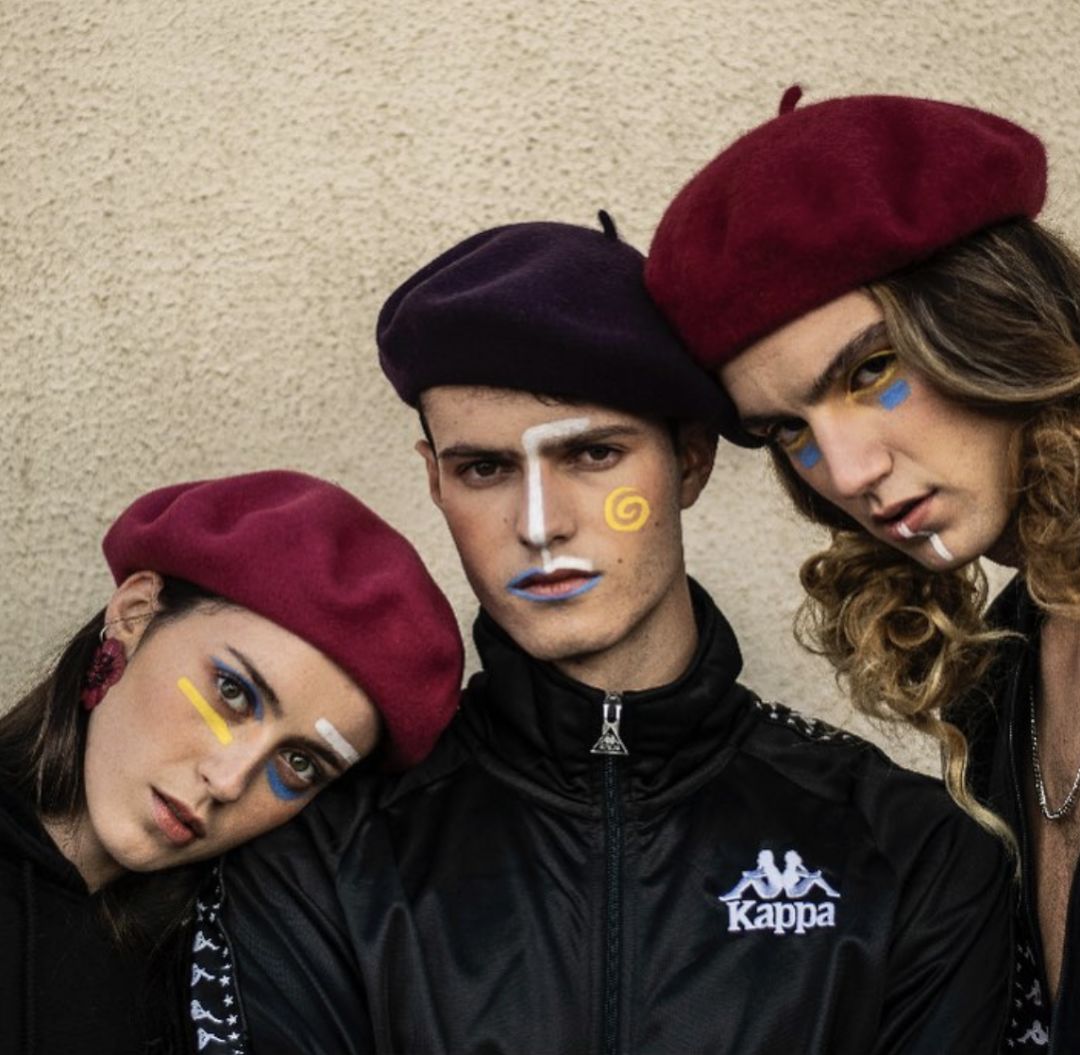 周冬雨少年的你演技混剪,少年的你周冬雨真剪头吗