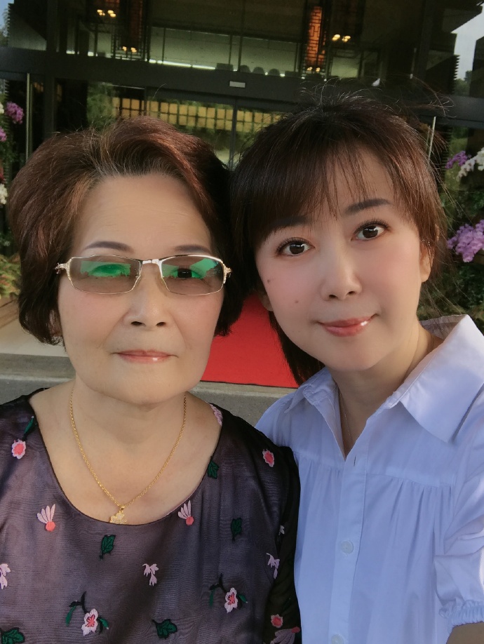 50岁孟庭苇颜值逆生长,台湾四大天王孟庭苇