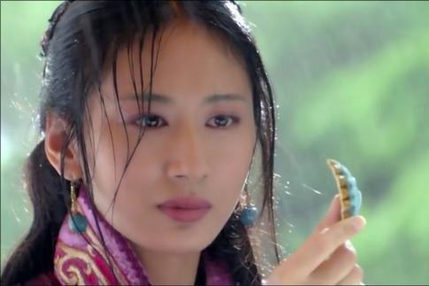 郭珍霓丹凤眼,郭珍霓是什么脸型