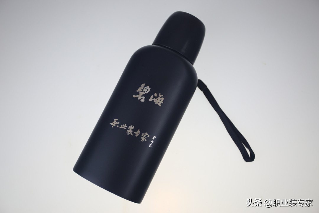 「世界航空服赏析」泰国酷鸟航空空姐制服清爽夏天感