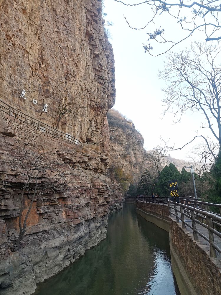 湖北卫视人工天河红旗渠纪录片,实拍人工天河红旗渠视频