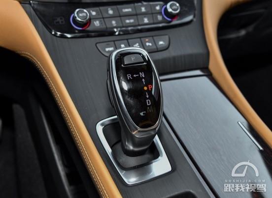 明明可以靠颜值却偏偏靠实力开场,明明可以靠颜值却偏偏靠实力句子