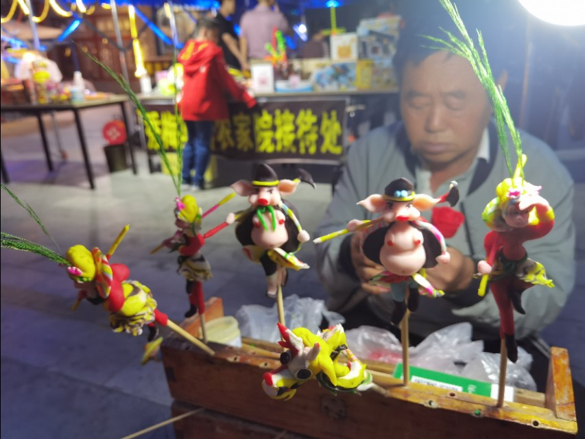 宿在驼梁，感受一种无忧的生活/郝贵云