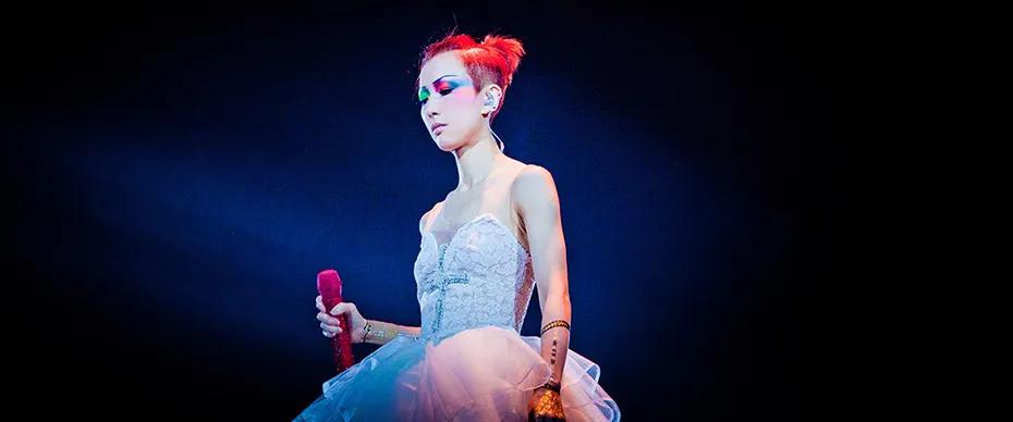 香港人对郑秀文的评价,郑秀文香港最后的天后