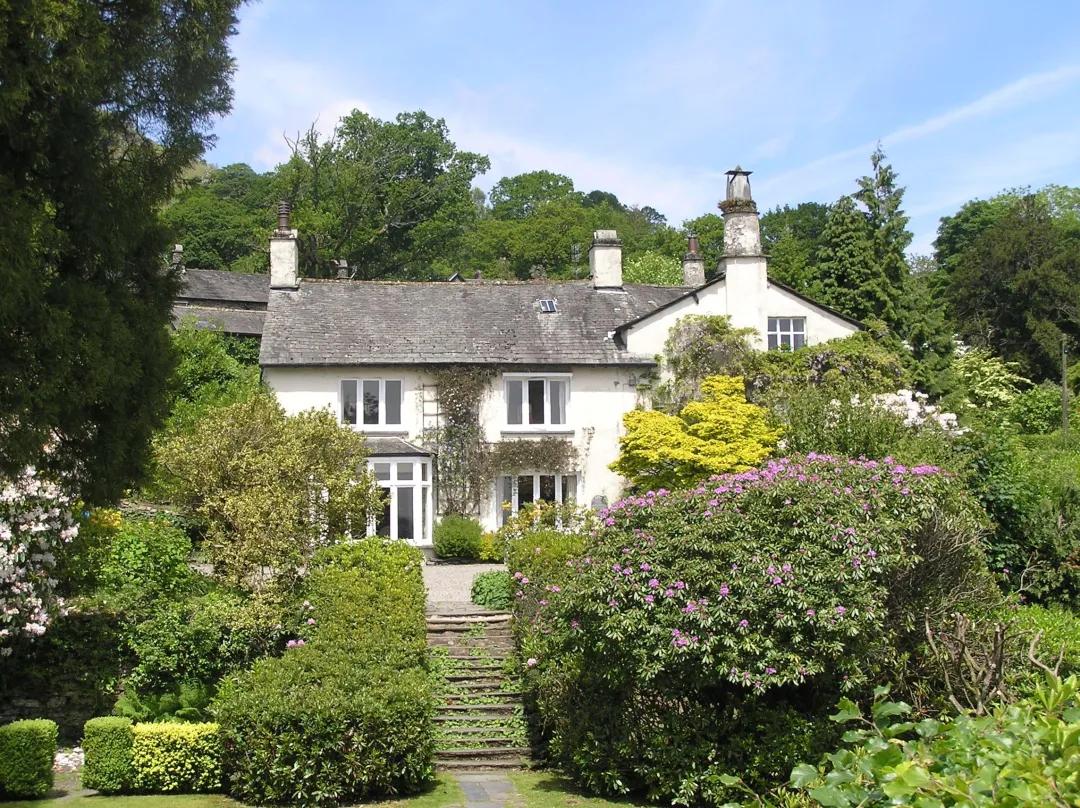 恬静乡村，摇滚乐调，古城烟雨……这里有你不知道的多面英伦