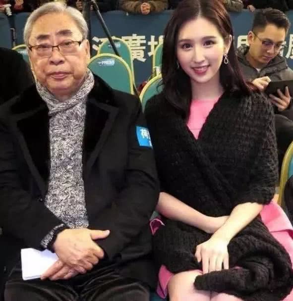 替父还债的女星嫁给70岁的男人,替父还债的富豪