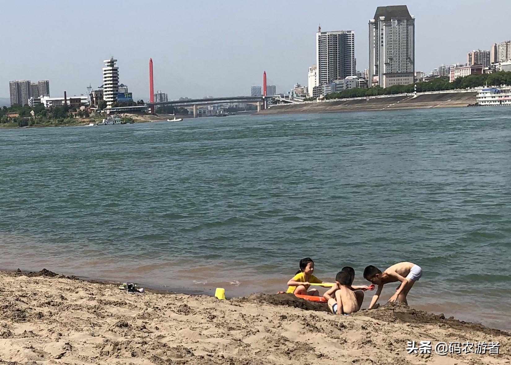 宜昌长江网红沙滩,宜昌沙滩网红地怎么去