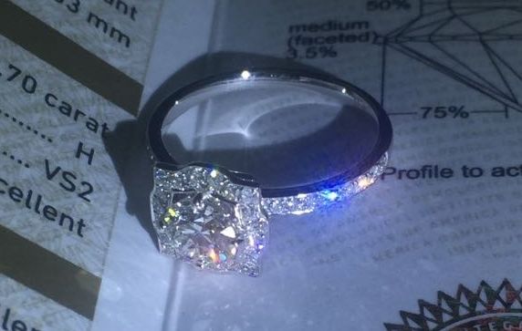 婚戒咋选,婚戒钻戒款式推荐