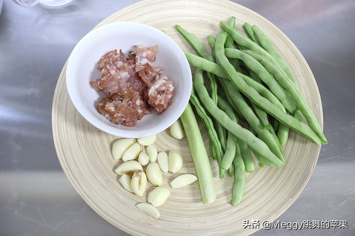 夏天最好吃的手擀面,夏天手擀面怎么吃好吃