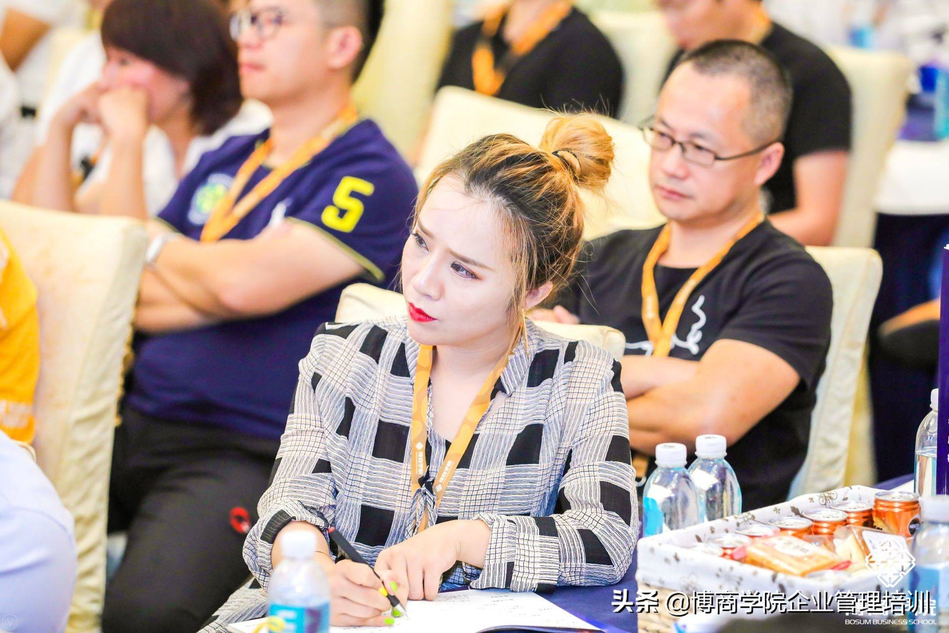 杨石头现场教你怎么做营销,杨石头谈立体营销