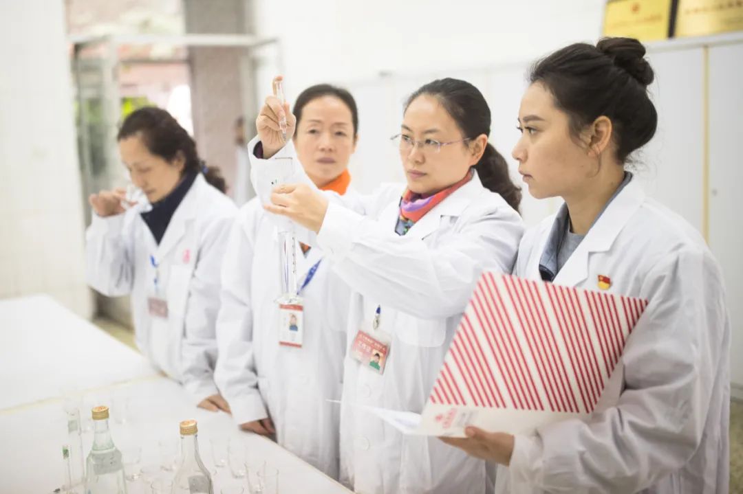 中国第一白酒省份,中国第一白酒大省是四川还是安徽