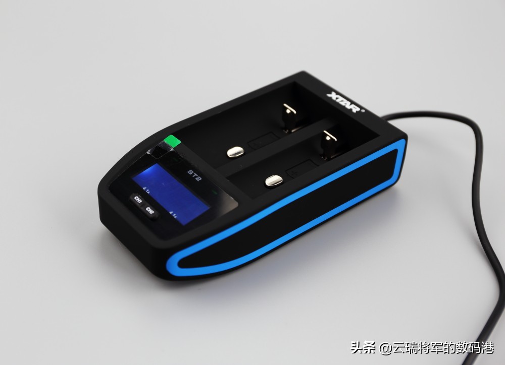向传统的充电方式说再见——XTARST2充电器轻体验