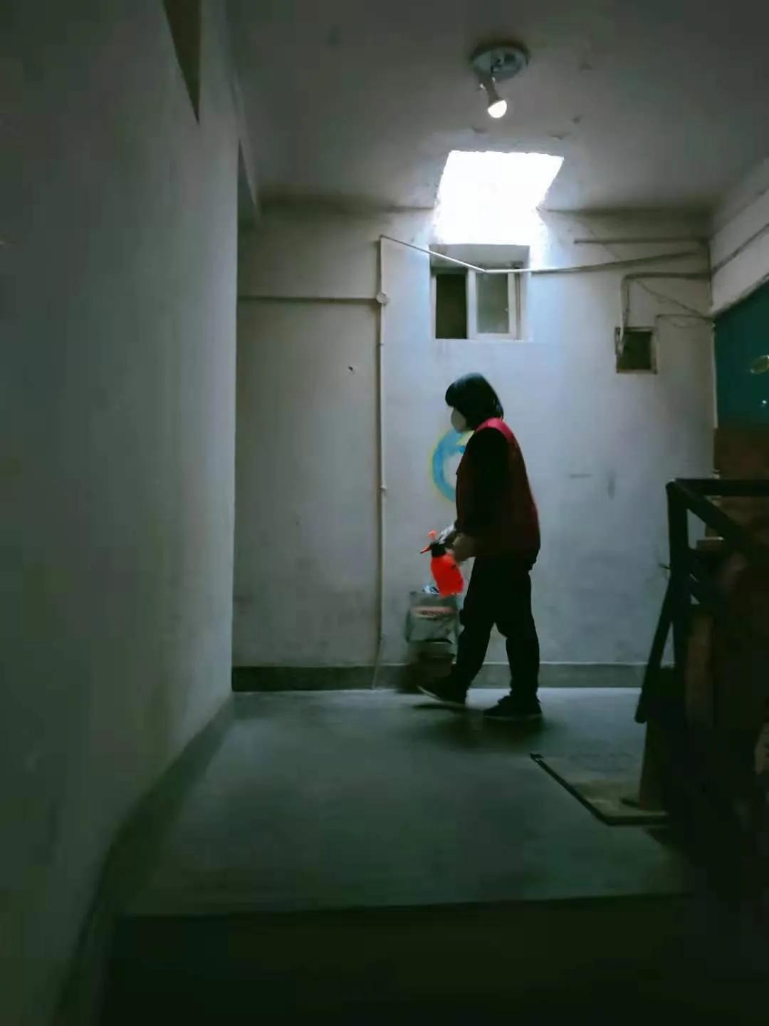 巾帼抗疫展风采攻坚一线勇担当,同心抗疫巾帼志愿者疫线纪实