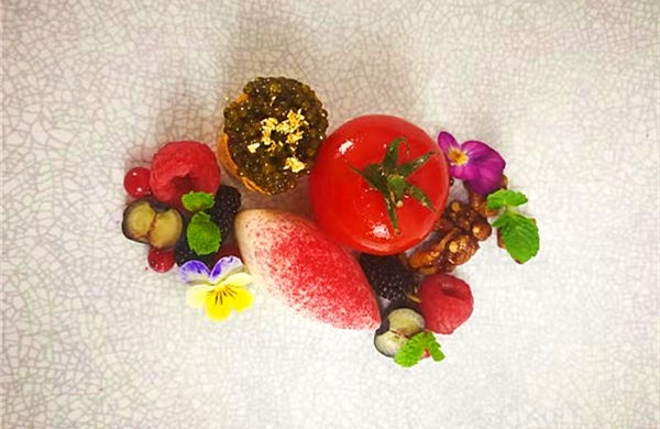 加鱼子酱的烤鸭,中西合璧鱼子酱做法