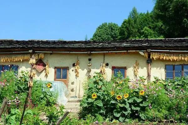 白山10月旅游攻略自助游线路,五一白山周边2-3天短途旅游