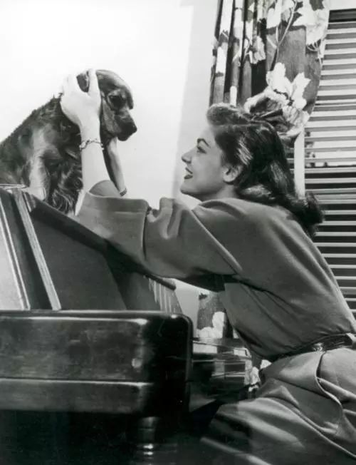 她与梦露水火不容，还是个“专业”寡妇？碟中谍6里也有她