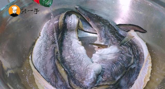 鳗鱼怎样做好吃视频教程,鳗鱼怎么做好吃简单做法