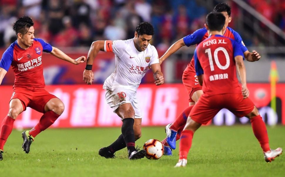 胡尔克转会佩雷拉,胡尔克告别上港了吗