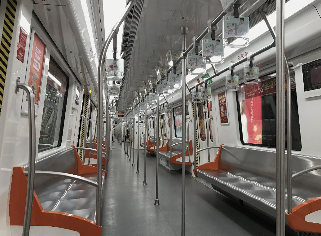 待凛冬离去雪融草青下句是什么,待疫情消散共赴暖阳