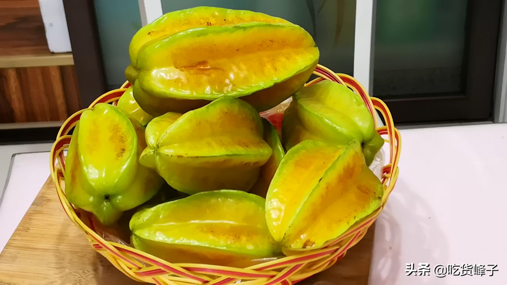 怎么挑选杨桃又甜又好吃,杨桃怎么买才甜