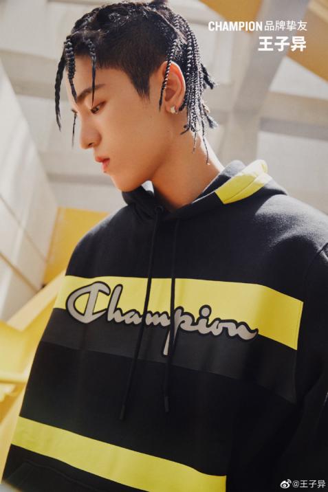 生图杀手王子异品牌官宣不断,红气养人是真的