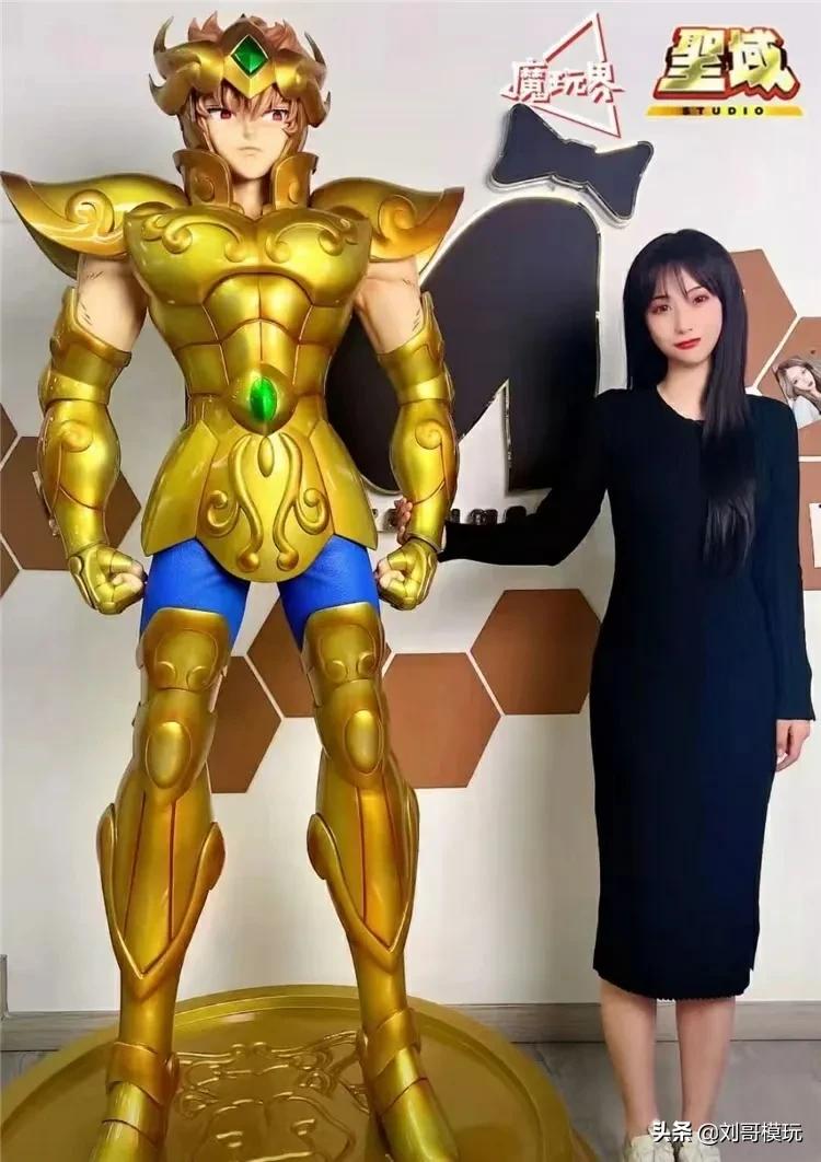 1/1的黄金狮子座雕像见过吗？18999元你会买吗？