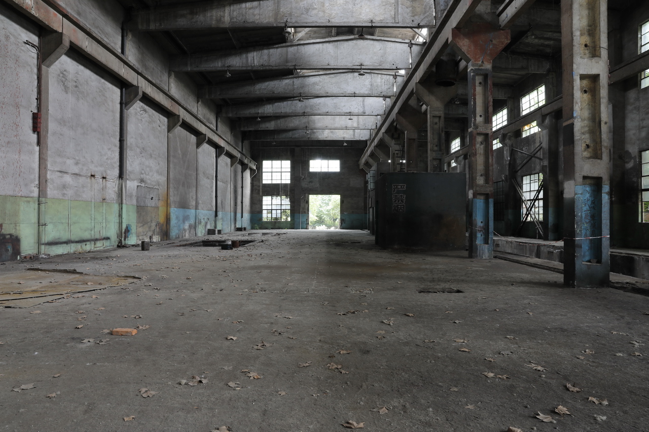 武汉轻型汽车制造厂,武汉特种车制造厂