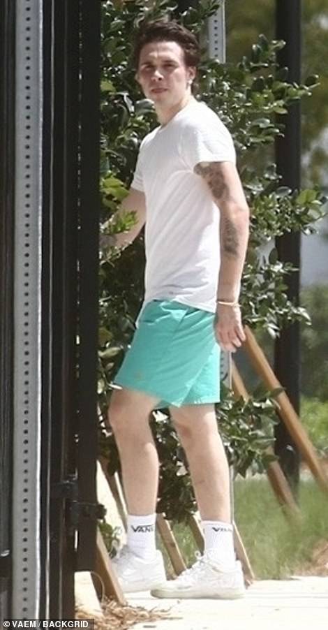 贝克汉姆大秀身材,贝克汉姆抗击疫情视频