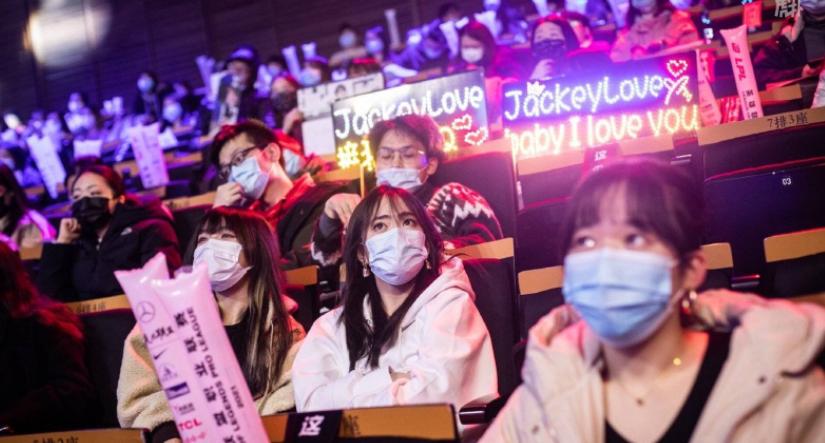 jackeylove谈自己18岁,jackeylove有没有谈女朋友