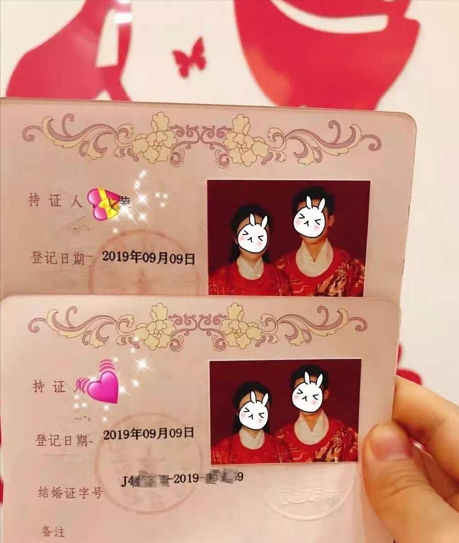 穿汉服遇到汉服同袍,穿汉服登记结婚你懂汉服吗