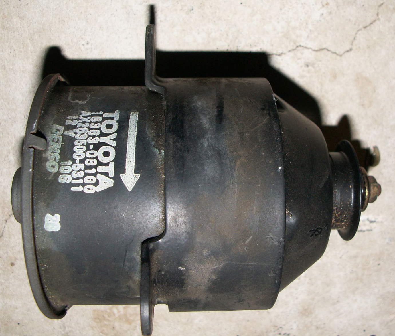 轿车散热风扇不转导致开锅,汽车散热器开锅怎么解决