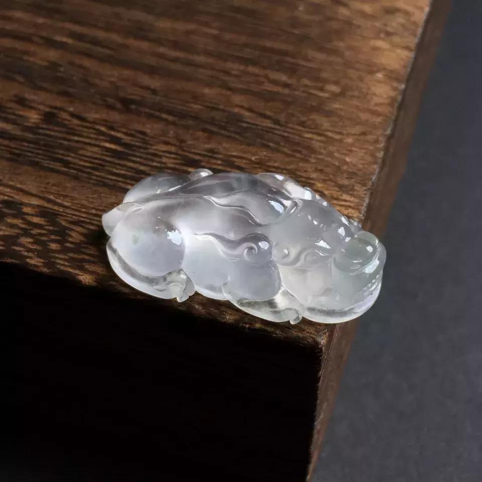 高品质翡翠送礼选什么,送礼翡翠怎么选