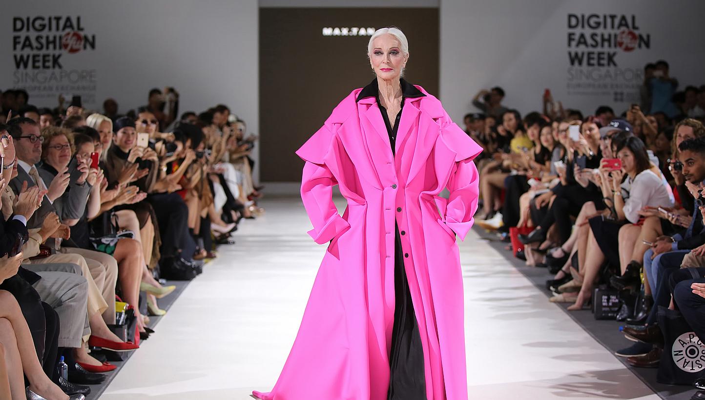 92岁银发超模图片,世界上最老超模97岁开始大红大紫