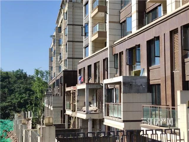 宜宾西区峯璟评测来啦！“老瓶新酒”，依然醇香...