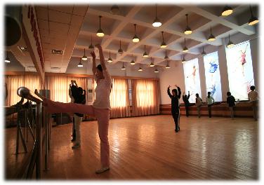 郑州四中初中部天明预科班有几个,郑州四中初中天明预科班