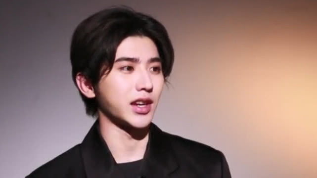 蔡徐坤出道遇到尚雯婕,蔡徐坤出道后遇尚雯婕