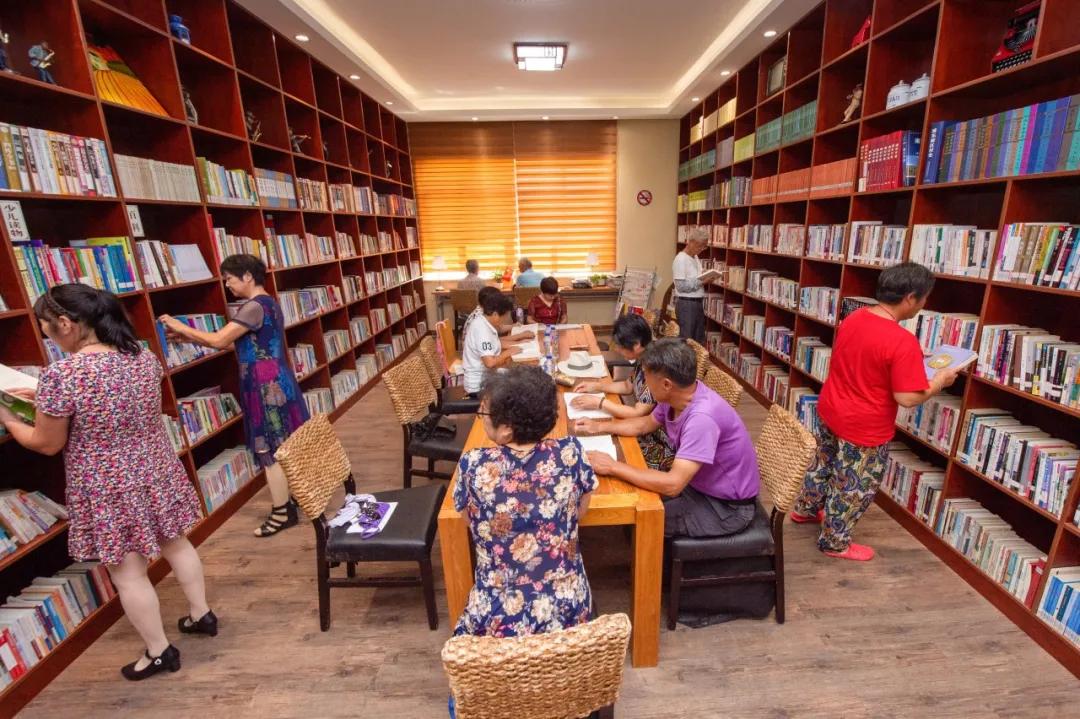 每年十多万人去浦东这个村参观，怎么这么“红火”？【走向我们的小康生活】