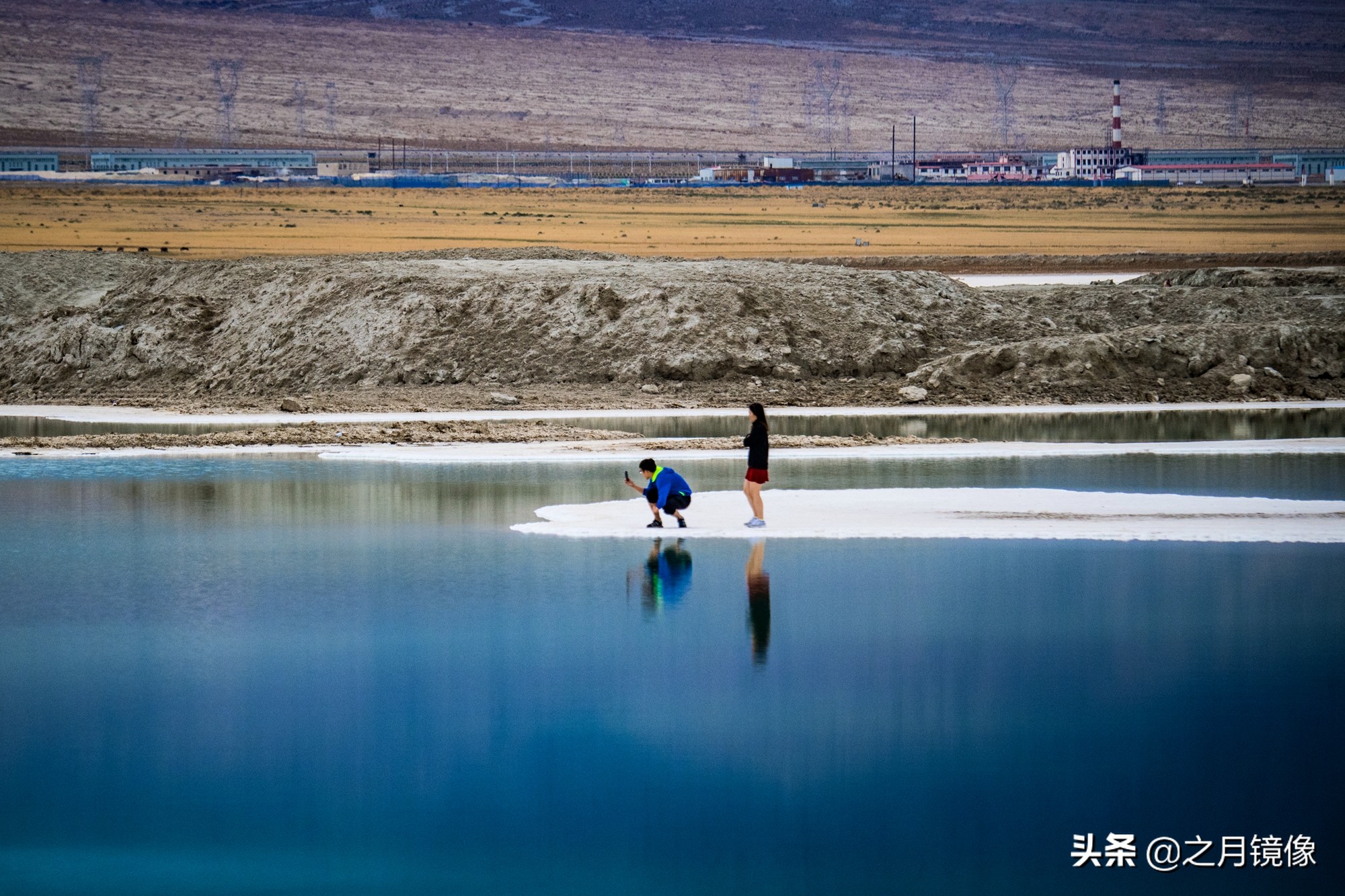 大柴达木湖和大柴旦翡翠湖,大柴旦翡翠湖在柴达木盆地
