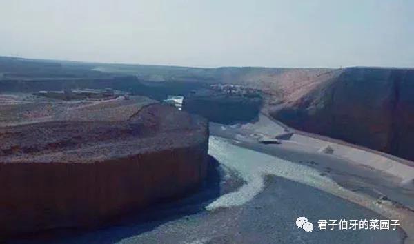 「西行散记」—10:大漠第一墩,长城“龙”尾,李战军