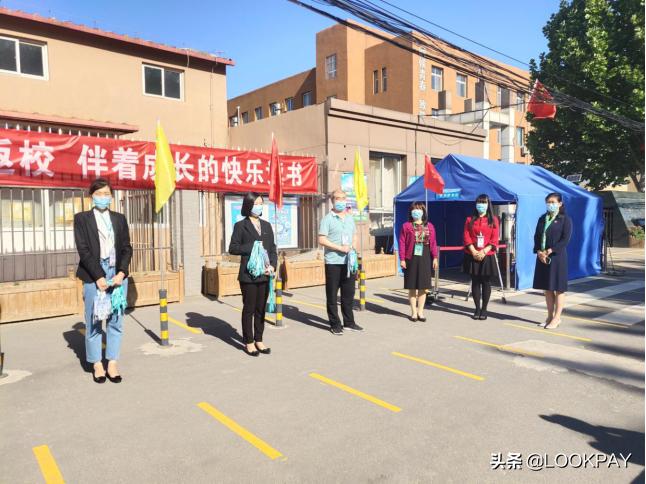 北京加强中小学师生健康监测,北京学生智能体温监测