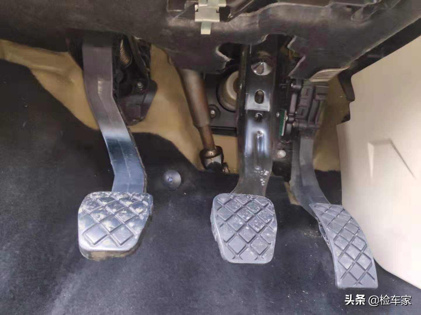 大众polo二手选1.4还是1.6,斯柯达晶锐和三厢polo哪个更好开