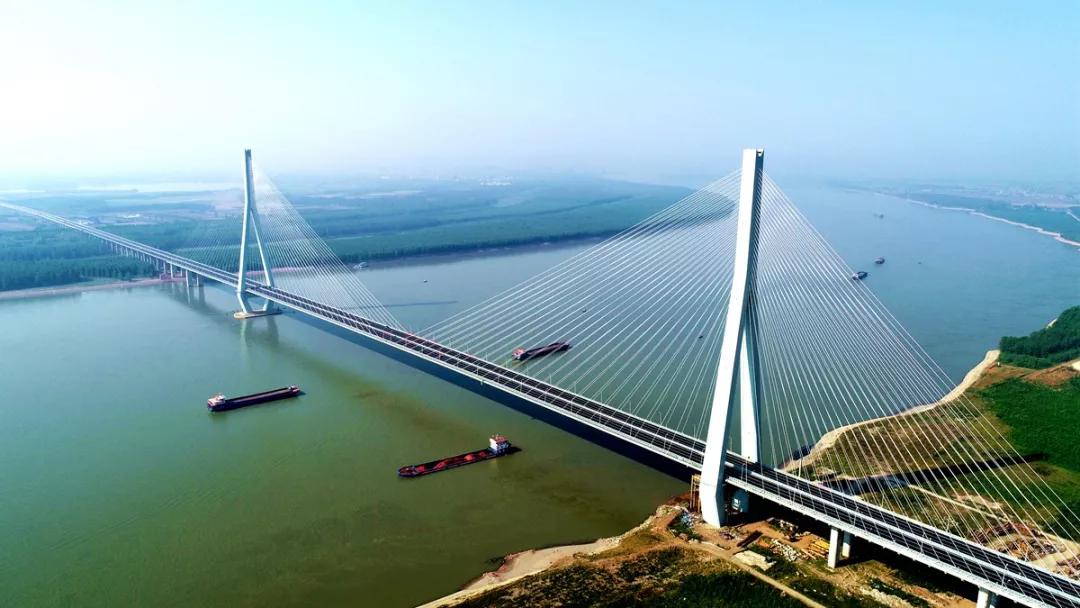 中国铁建的发展史,中国铁建的发展历程简介