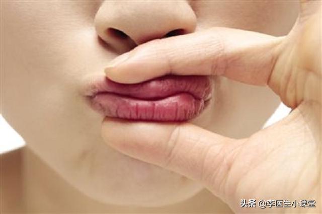 维生素b2b12叶酸可以同时服用吗,维生素B12和叶酸在什么时间吃