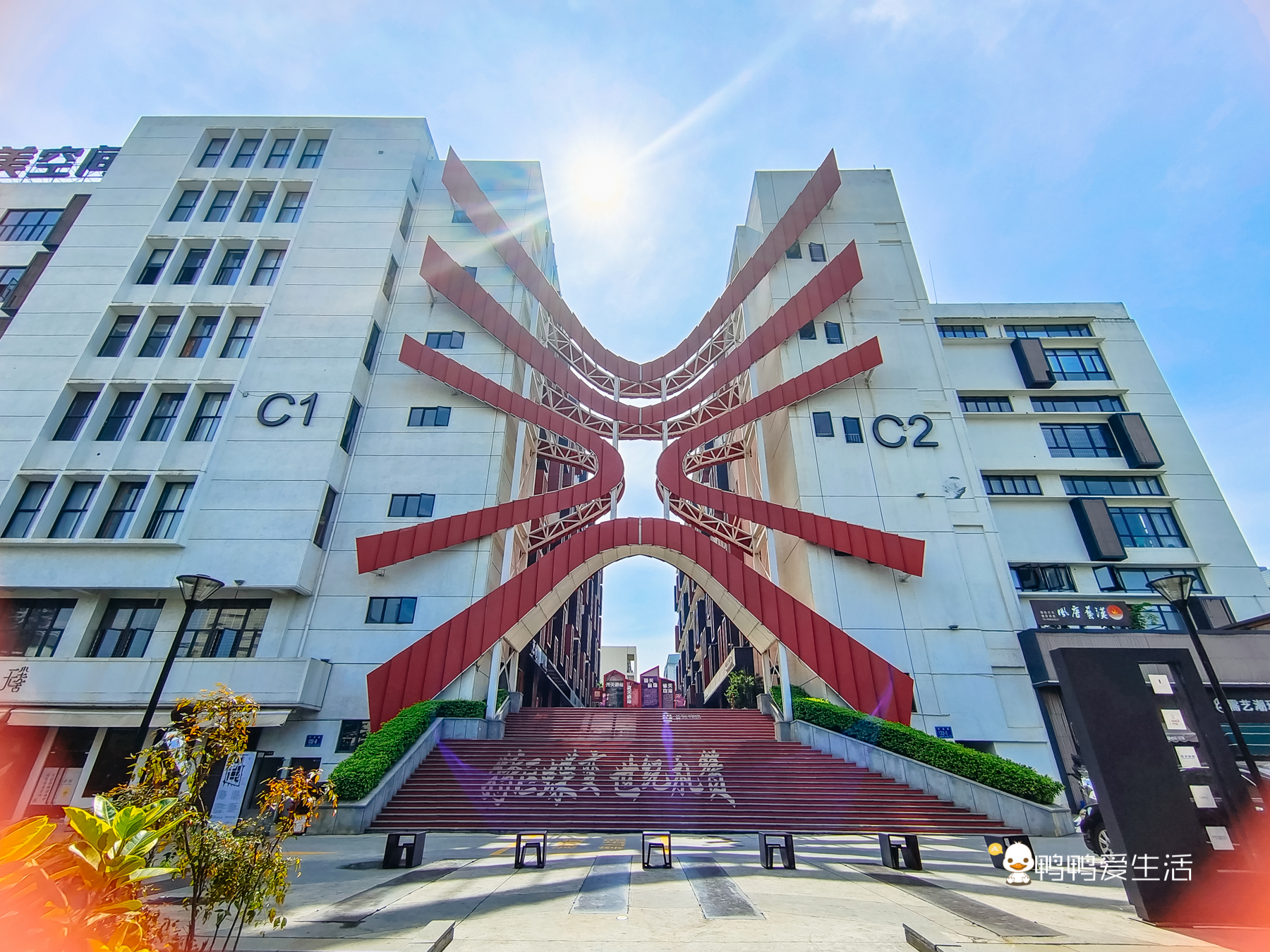 厦门湖里区废弃厂房，今成为潮流网红打卡地，集吃喝玩乐于一体