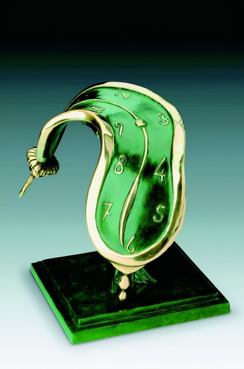 为验证时间不存在，科学家让女子住进地洞130天，实验结果如何？