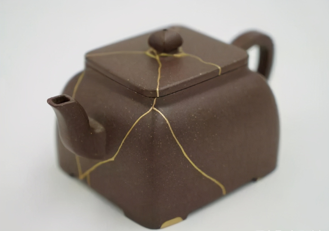 紫砂壶坏了在家怎么补救,紫砂壶里的茶怎么处理