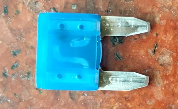 15款博瑞点烟器坏了,博瑞点烟器坏了